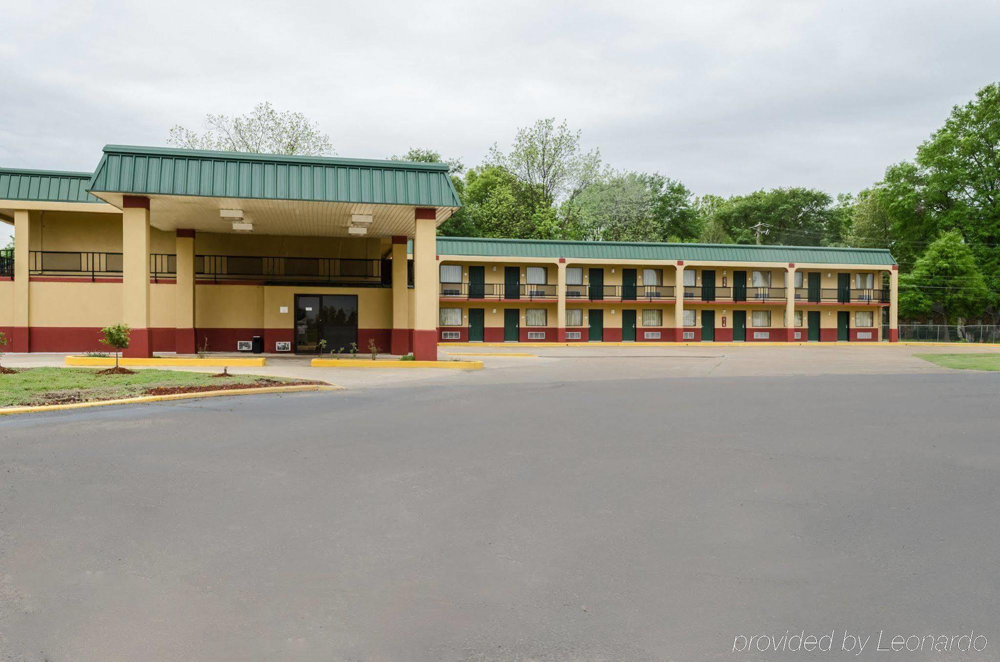 Rodeway Inn Indianola ภายนอก รูปภาพ