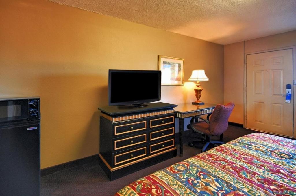 Rodeway Inn Indianola ห้อง รูปภาพ