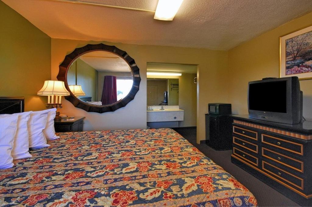 Rodeway Inn Indianola ห้อง รูปภาพ
